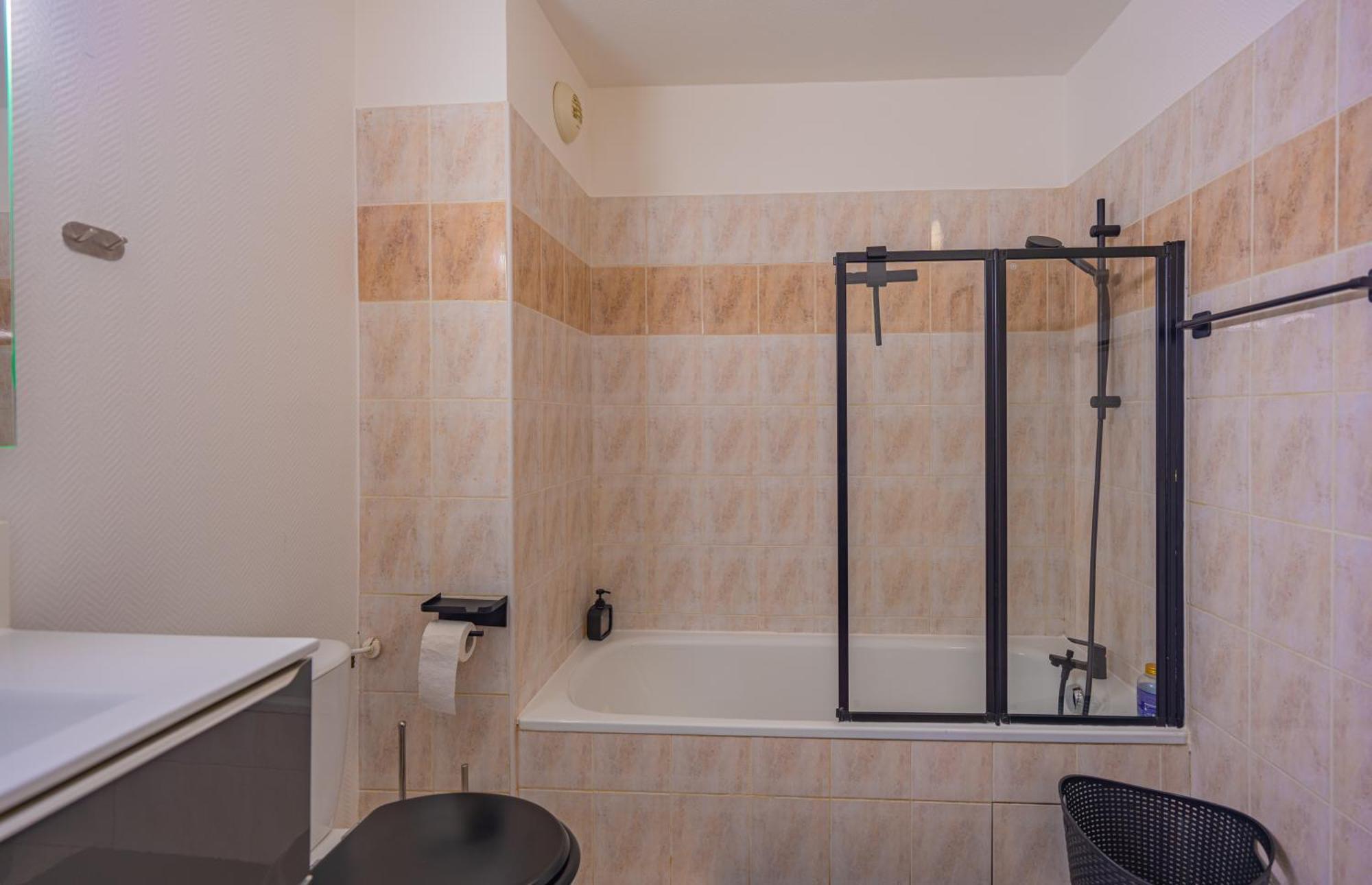 Appartement Tout Equipe A 3 Min Gare Annemasse - Ideal Famille Ou Pro - Parking Inclus Ville-la-Grand Zewnętrze zdjęcie